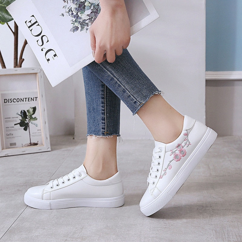 spontan lige Overbevisende Fashion White Sneakers Flats Women Canvas Shoes – Fashiondresses for less