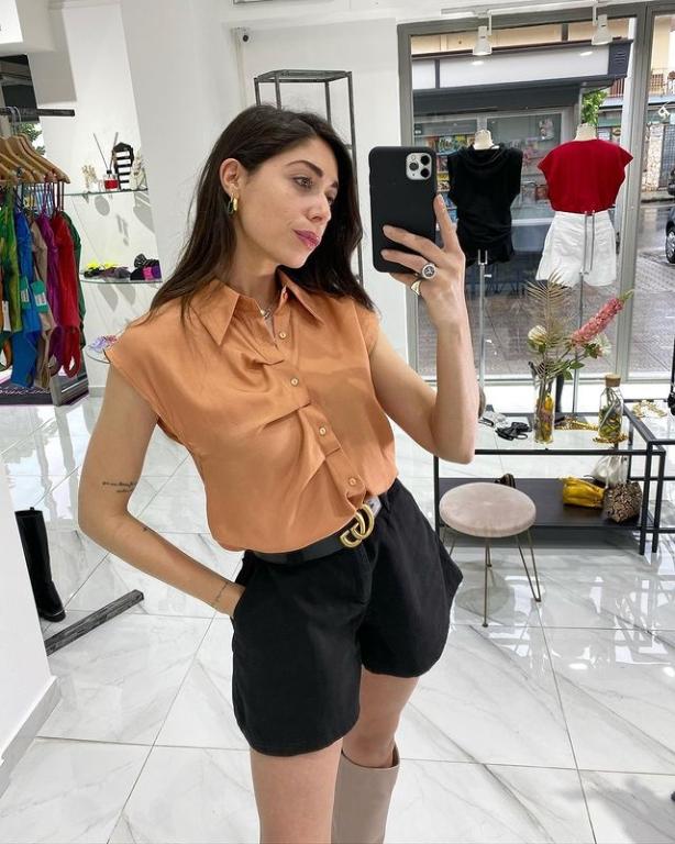 Elegant lapel office lady blouse t shirt solid pleated sleeveless women blouses Summer casual women fashion tops