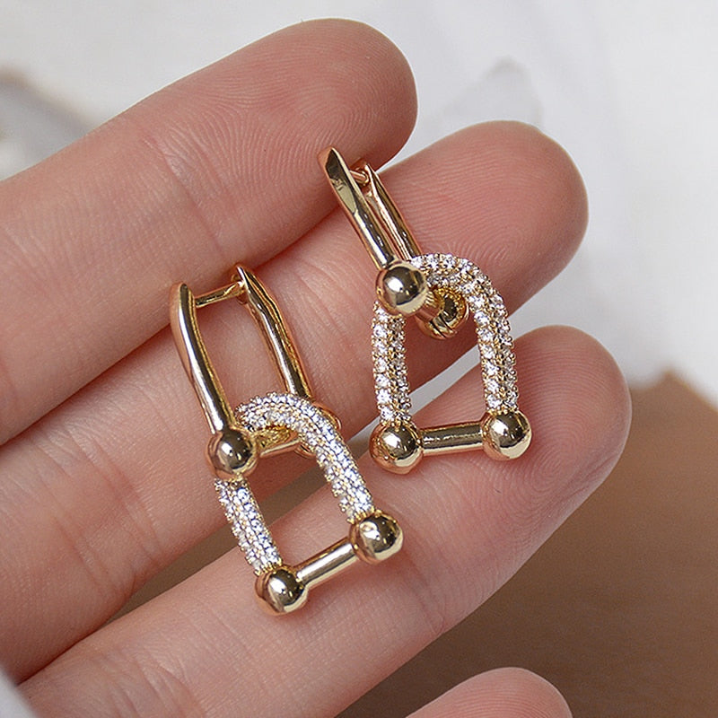 Hot Design Trendy Lock Buckle Earrings for Women