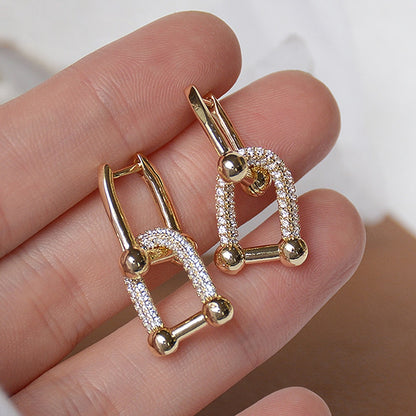 Hot Design Trendy Lock Buckle Earrings for Women