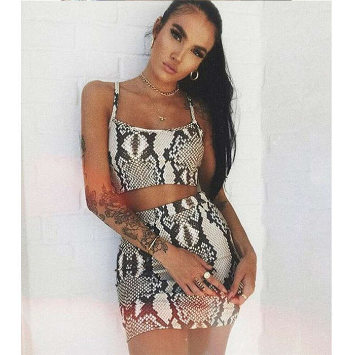 Fashion Two Pieces Set Sleeveless Crop Top and Mini Skirt Set Summer Sexy Serpentine Printed Women Set