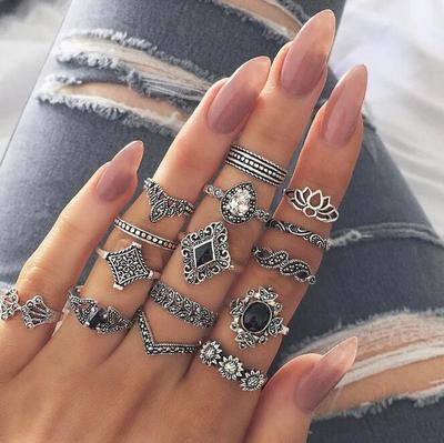 Boho Finger Jewelry Crown Geometric Rhinestone Leaf Women Ring Sets Hollow Stacking Finger Rings Vintage Silver Color