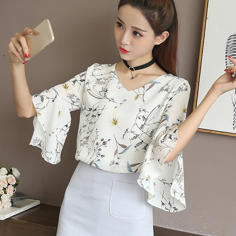 2020 Women Floral Shirt Small V-neck Female Blouses Korean Sweet Floral Ruffled Butterfly Sleeve Chiffon Tops