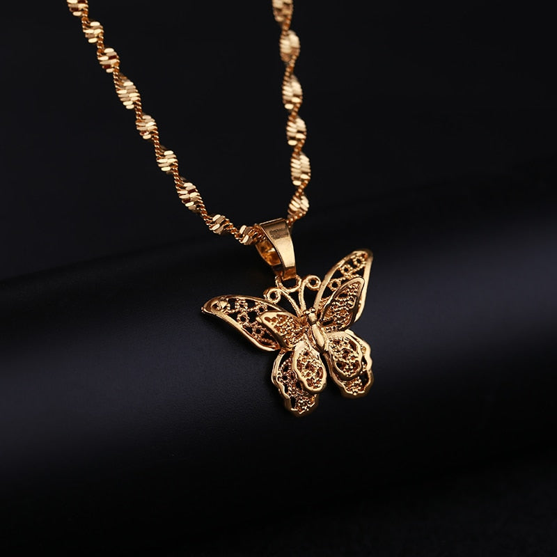 Butterfly Statement Necklaces Pendants Woman Chokers Collar Water Wave Chain