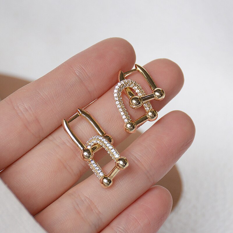 Hot Design Trendy Lock Buckle Earrings for Women