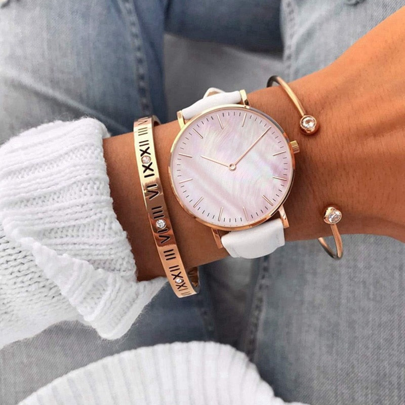 Leather Strap Fashion Wristwatch For Women