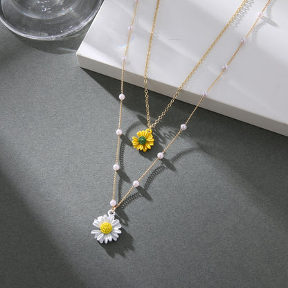 Fashion Layered Pearl Flower Pendant Necklace Female Small Daisy Pearl Chain Collar Necklace