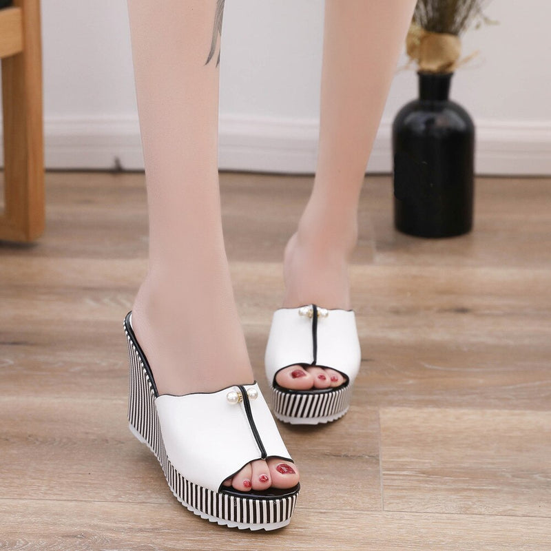 Stripe Pearl Sandals flip flops women shoes