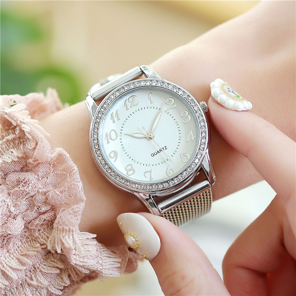 Luxury Magnetic Starry Sky Lady Wrist Watch Mesh Female