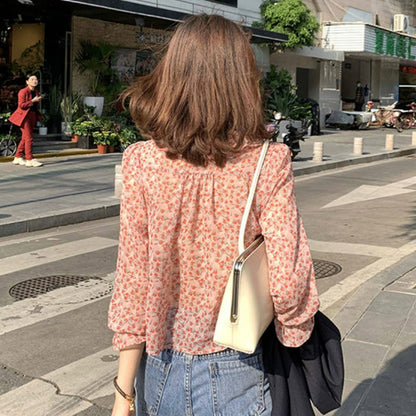 Blouses Women Temperament Leisure Floral Summer Spring New Feminino Chic Tops Floral Retro All-match V-Neck Woman Shirts Ruffles