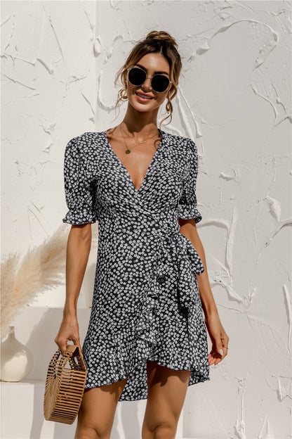 2021 summer New   Sexy V-neck Floral Tie-Neck Dress